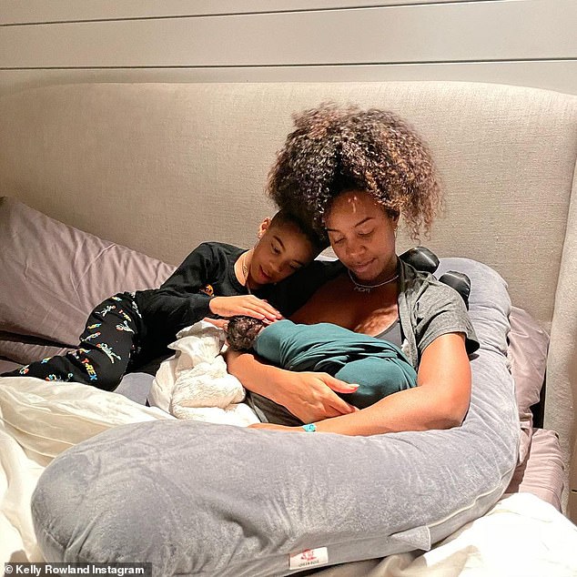 Kelly Rowland with her two sons