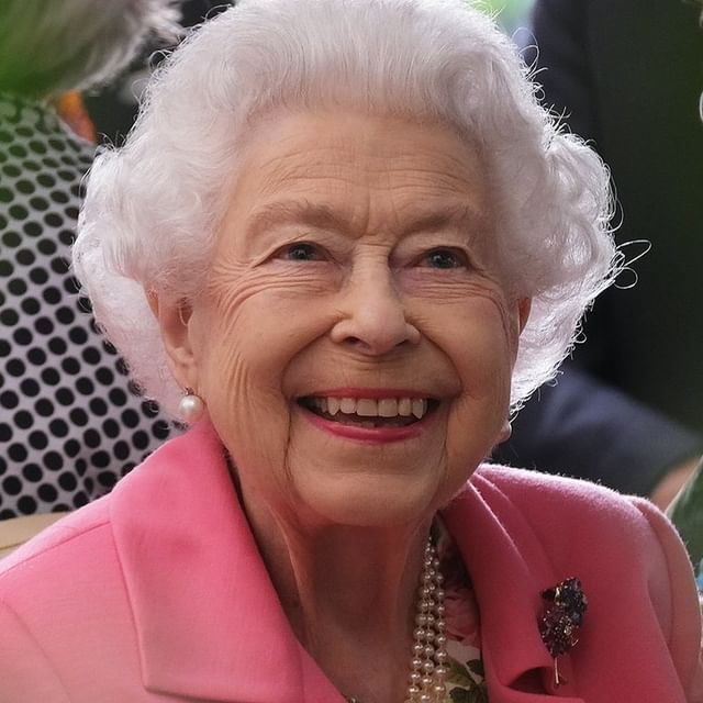  The One Affordable Summer Lipstick The Queen Wears 