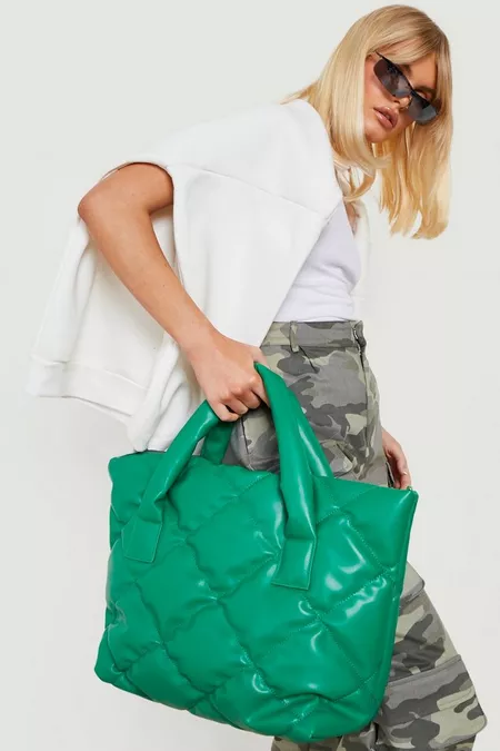 OVERSIZED QUILTED TOTE BAG