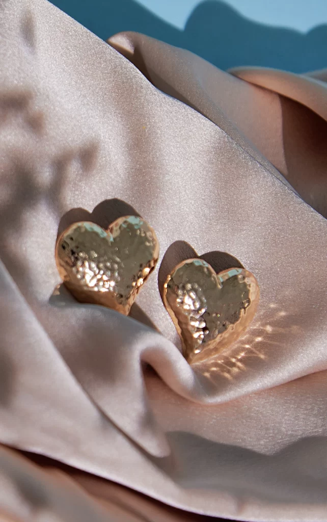Pretty Little Thing GOLD HAMMERED HEART STUD EARRINGS £5.00