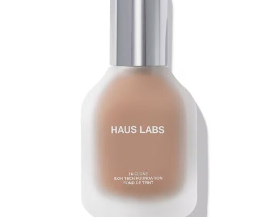 Haus Lab TRICLONE SKIN TECH MEDIUM COVERAGE FOUNDATION