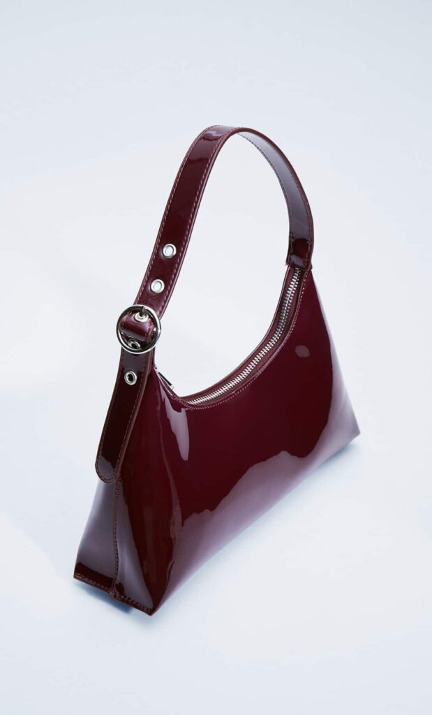 Stradivarius FAUX-PATENT-FINISH SHOULDER BAG