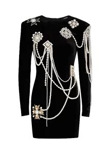 BALMAIN

Embellished velvet mini dress


£3,595.00