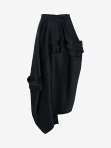 Alexander McQueen
Women's Asymmetric Balloon Skirt in Black
£ 1,490