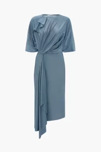 Victoria Beckham
Sleeve Cut Out Dress in Stone
£790.00
