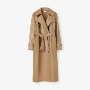 Burberry
Leather Waterloo Trench Coat
£4,490.00
