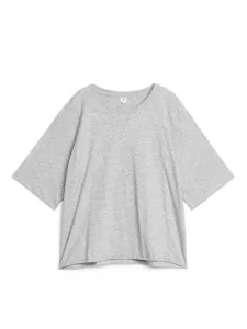 Arket
Cotton Pyjama T-Shirt
£17.00
