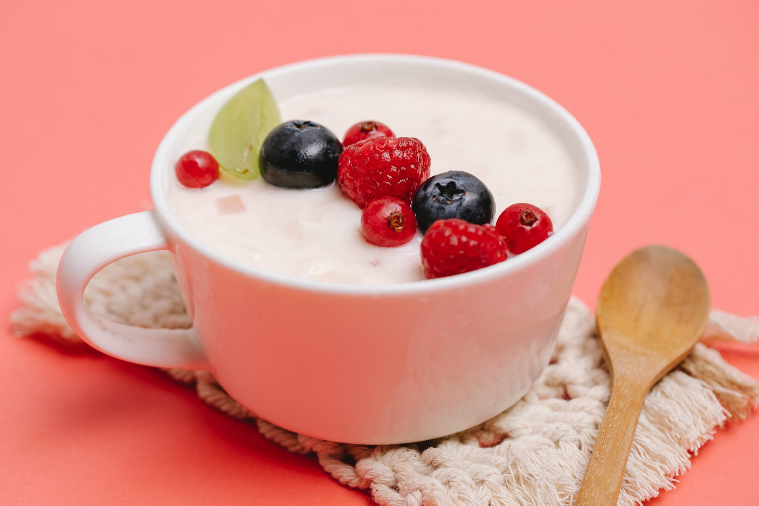 6 Best Summer Dairy-Free Yogurts To Shop