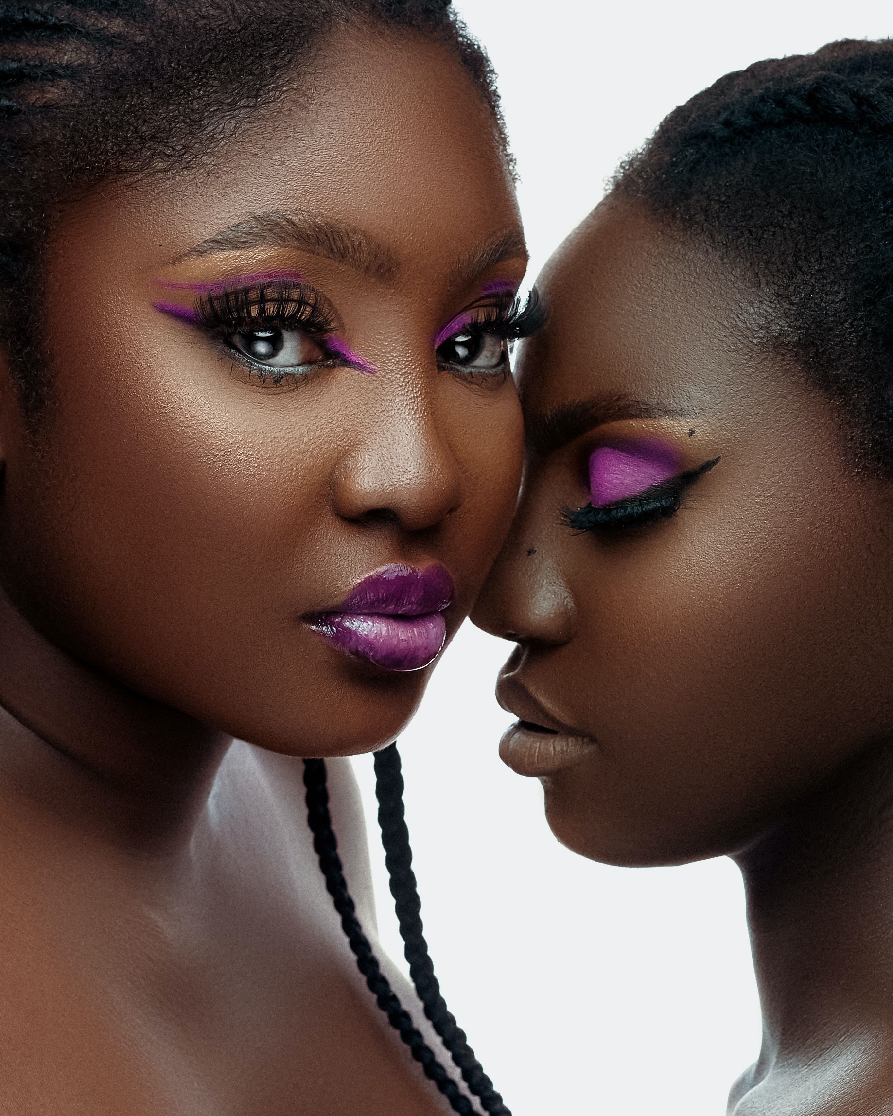 Purple Eyeshadow Is This Summer Makeup Trend, Here Are The Best