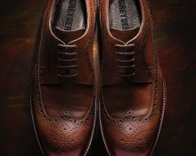 Smart Up Your Looks With These 5 Best Brogue Shoes