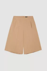 Karen Millen
Compact Stretch Stitch Detail Tailored Walking Shorts
Was £99.00 Now £59.00
