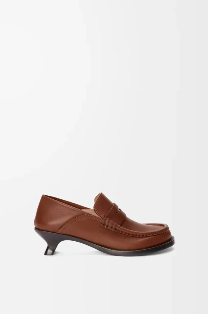 Loewe
Campo loafer
in soft calfskin
£925.00