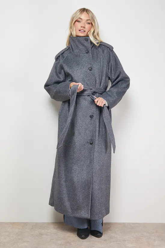 Oasis
Funnel Sleeve Detail Belted Coat
Now £81.75 Was £109.00