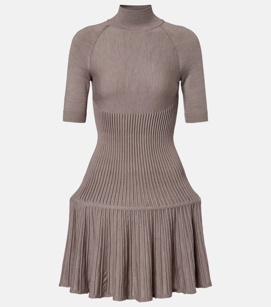ALAÏA
Ribbed-knit wool-blend minidress
£ 2,300.00