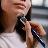 How To Apply Your Foundation For A Natural Finished Makeup Look