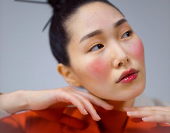 5 Best Blushes To Give Your Skin An Instant Refresh