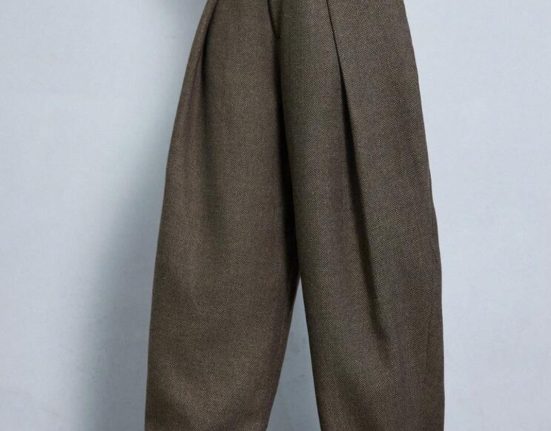 Shein Aveloria Modichic New Stylish Design Sense Casual Pleated Loose Commuter Wide Leg Suit Pants. £15.98