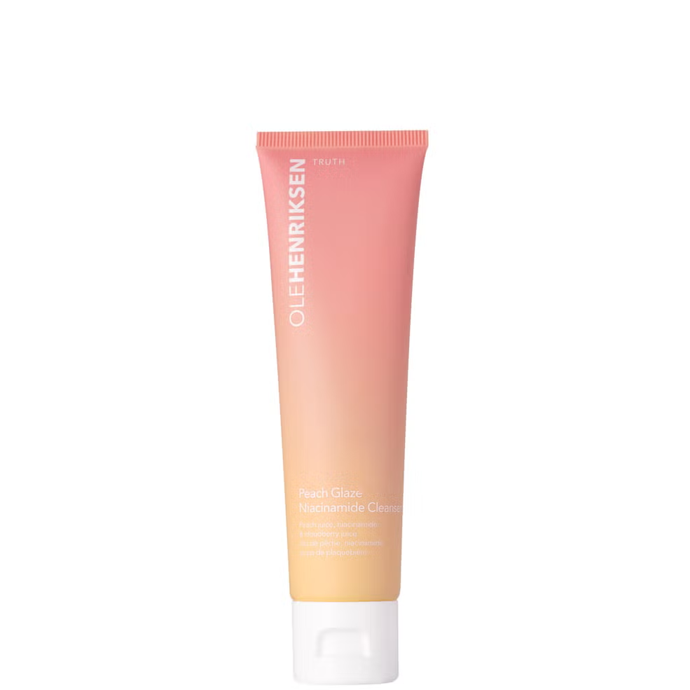 Ole Henriksen 
Mini Peach Glaze Glow 2% Niacinamide Cleanser, 60ml
£14.00
