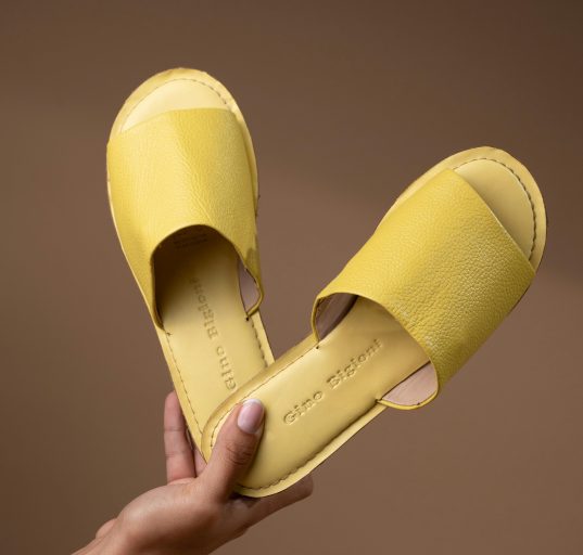 5 Stylish And Trending Summer Leather Slides To Shop For Everyday Comfort